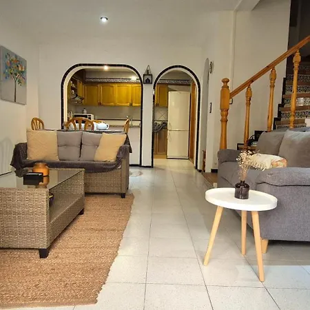 Oasis Semesterbostad *