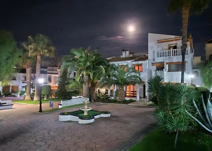 Oasis Tatil Evi *