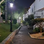 بيت للعطل Oasis *
